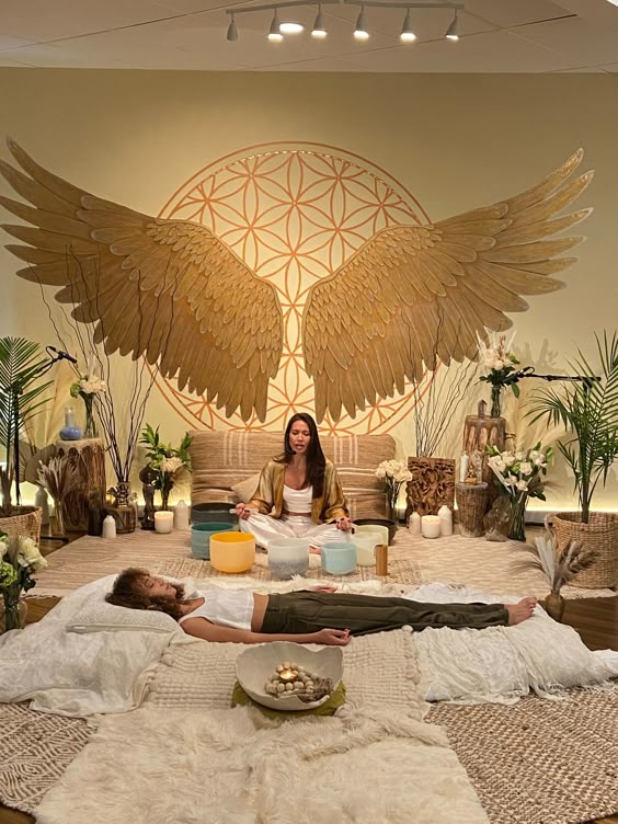 sound healing mindfulness meditation shine sedona community healing expansion mind body spirit shine sedona arizona angel wings healing